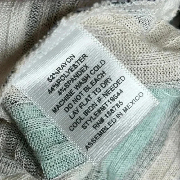 Above &  Beyond Tank - Picture 5 of 5